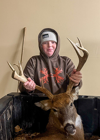 Dawson Hensley - Southeastern Whitetail-Edit