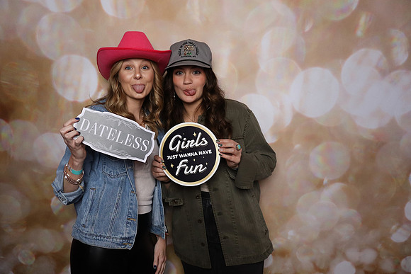 Portrait Booth--167